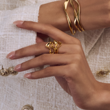 Flowing Ring